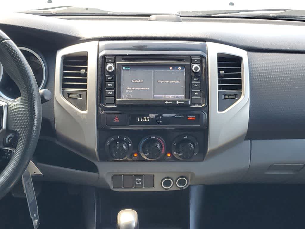 Thumbnail: 2014 Toyota Tacoma - 15