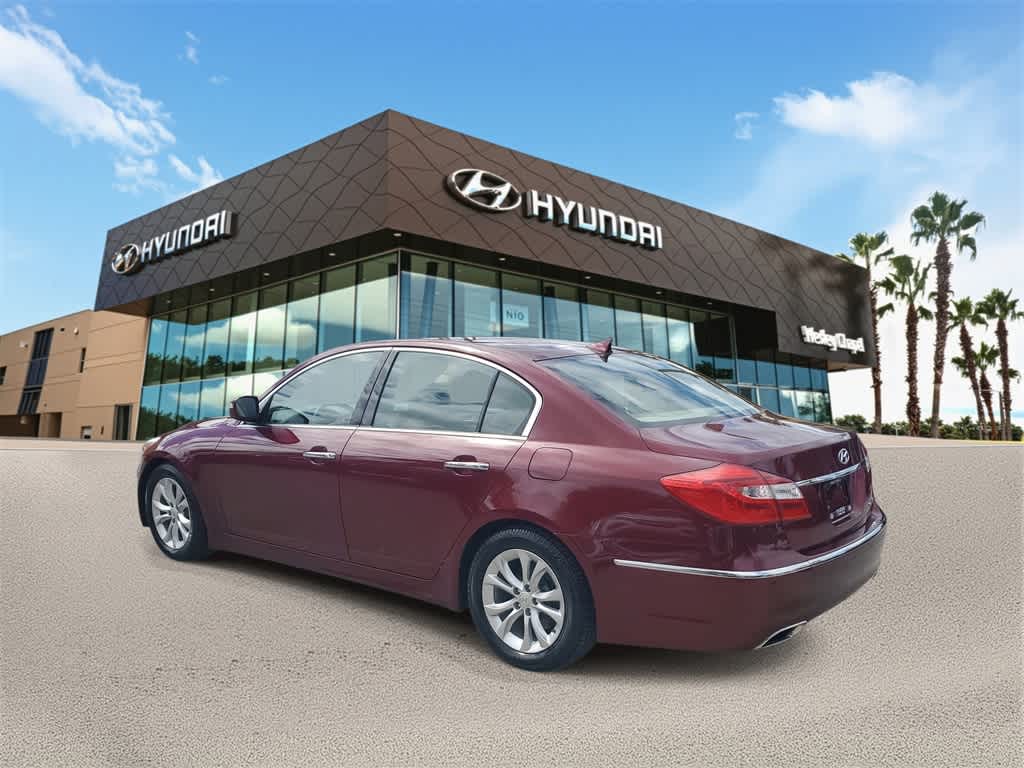 Thumbnail: 2013 Hyundai Genesis - 2