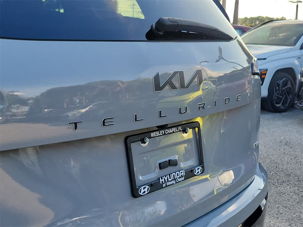Thumbnail: 2024 Kia Telluride - 7