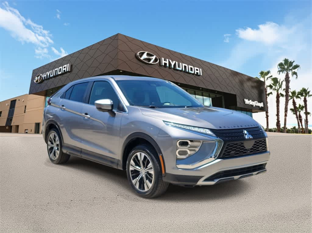 Thumbnail: 2022 Mitsubishi Eclipse Cross - 4