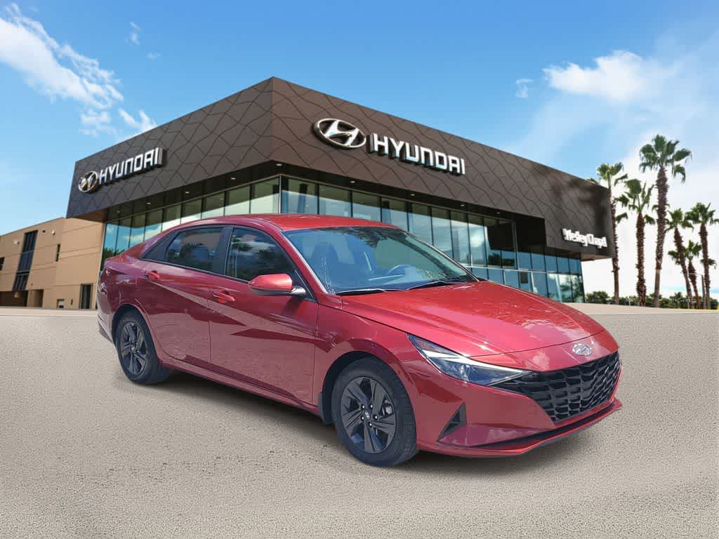 Thumbnail: 2023 Hyundai Elantra - 4