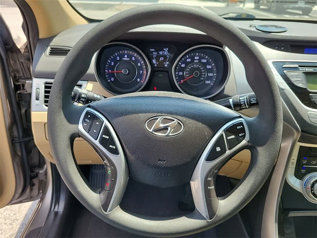2012 Hyundai Elantra GLS 16