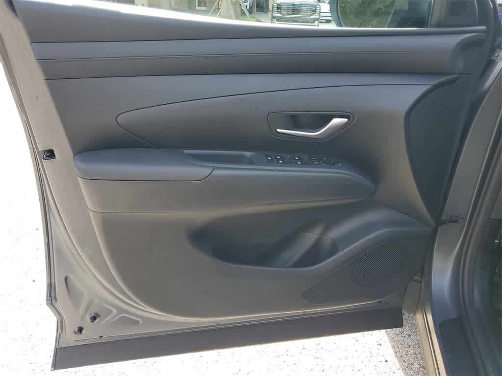 Thumbnail: 2025 Hyundai Tucson - 17