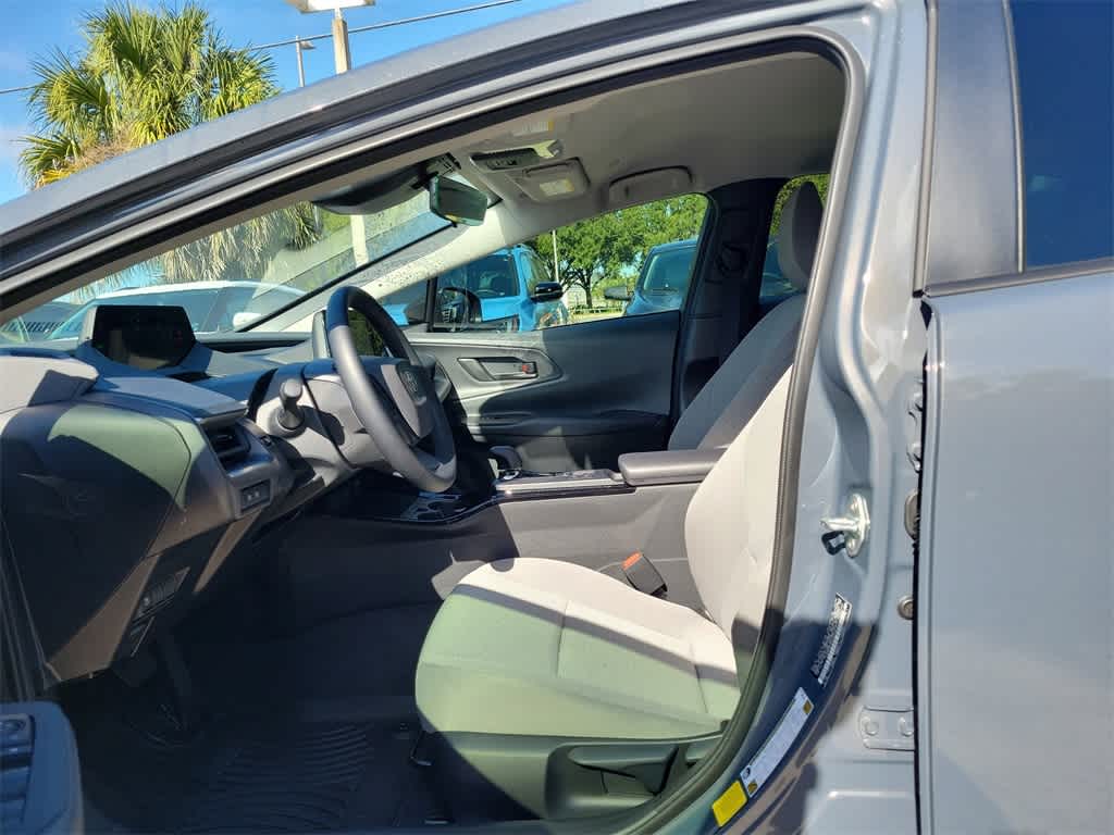 Thumbnail: 2024 Toyota Prius - 22