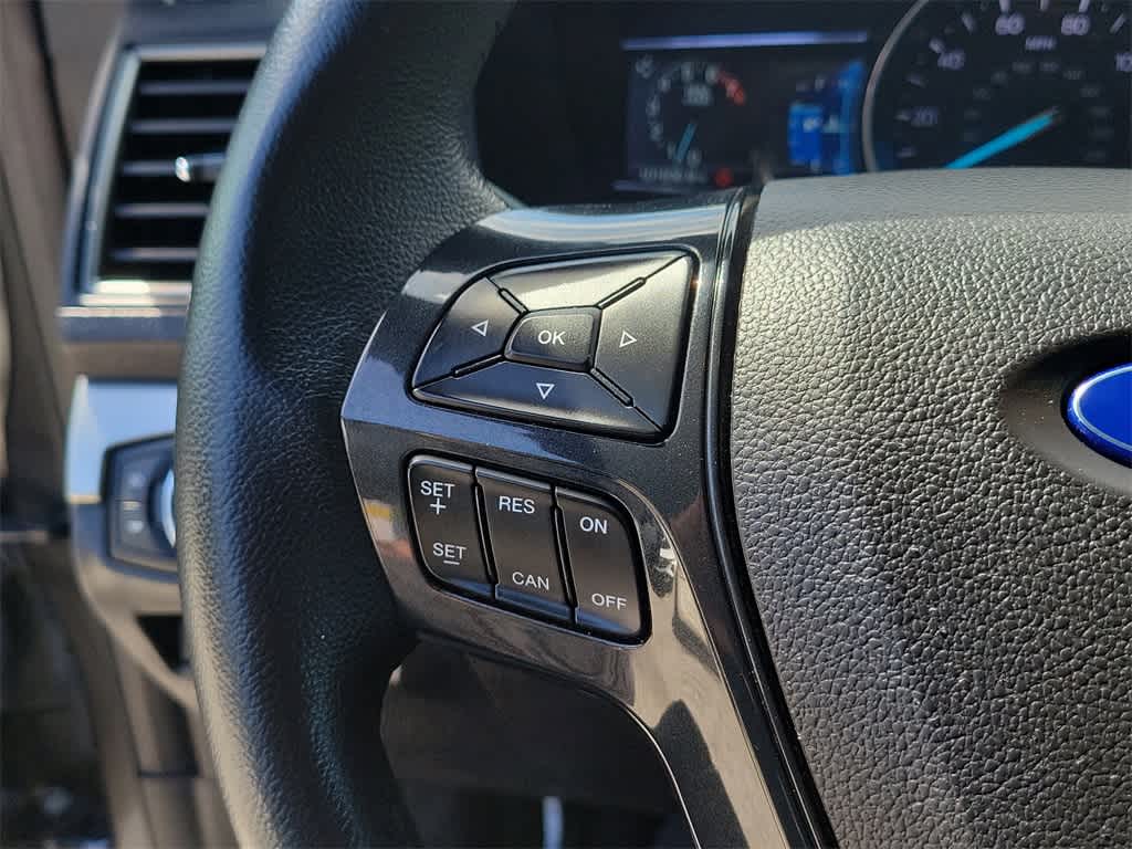 Thumbnail: 2018 Ford Explorer - 25