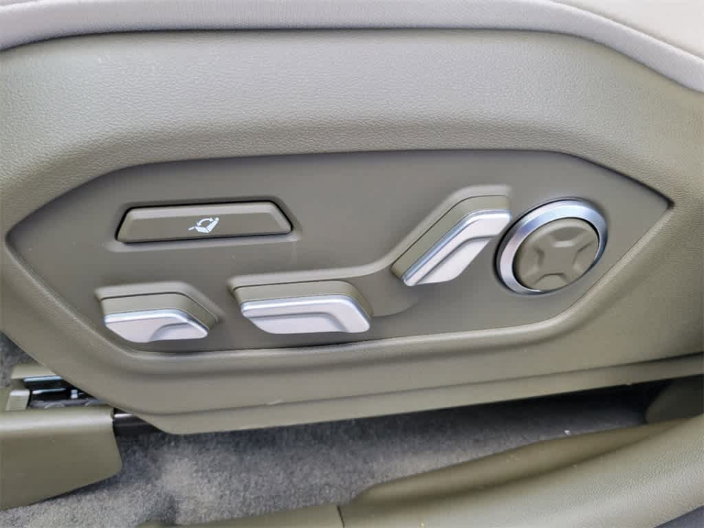 Thumbnail: 2025 Hyundai Santa Fe - 20