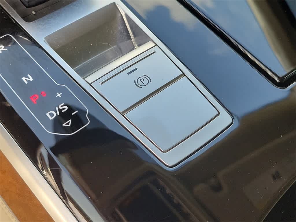2021 Audi A8 L 38