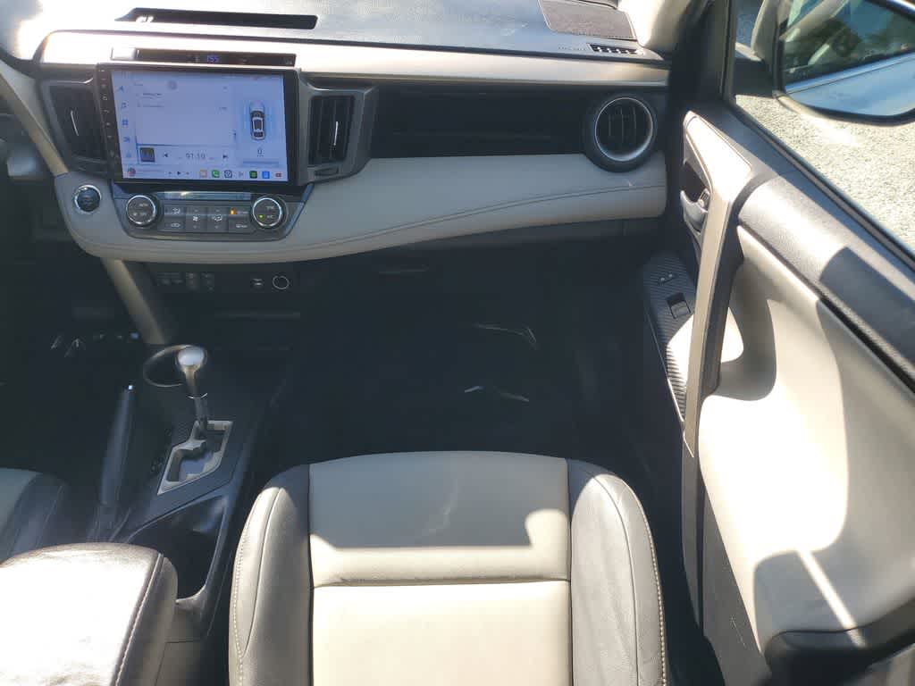 Thumbnail: 2015 Toyota RAV4 - 13