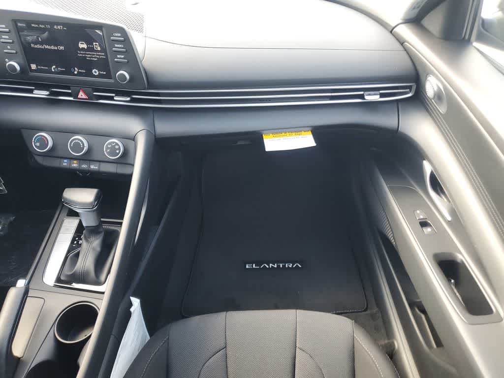 Thumbnail: 2026 Hyundai Elantra - 14