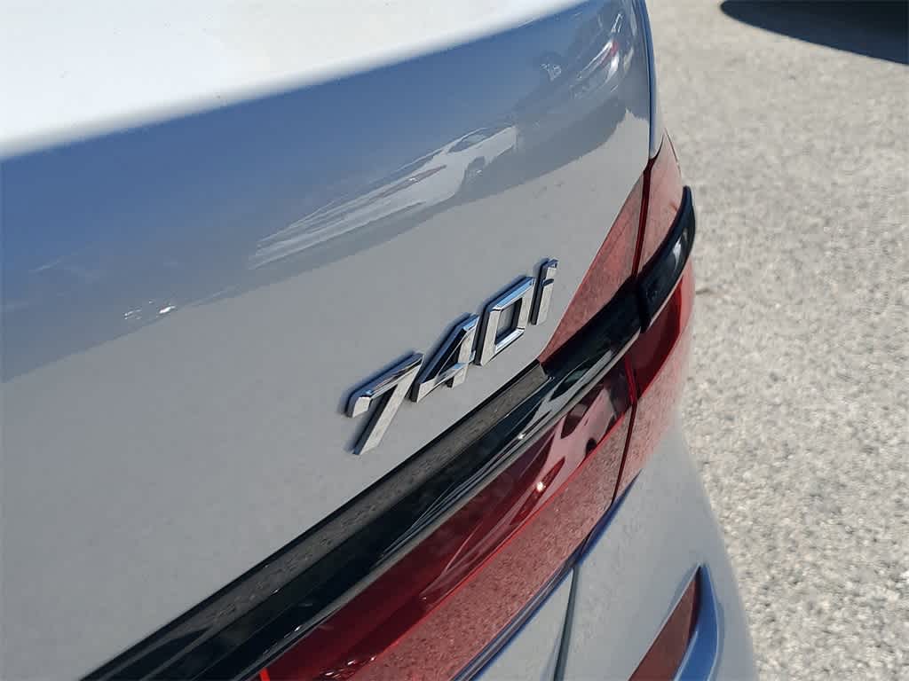 Thumbnail: 2019 BMW 7 Series - 6