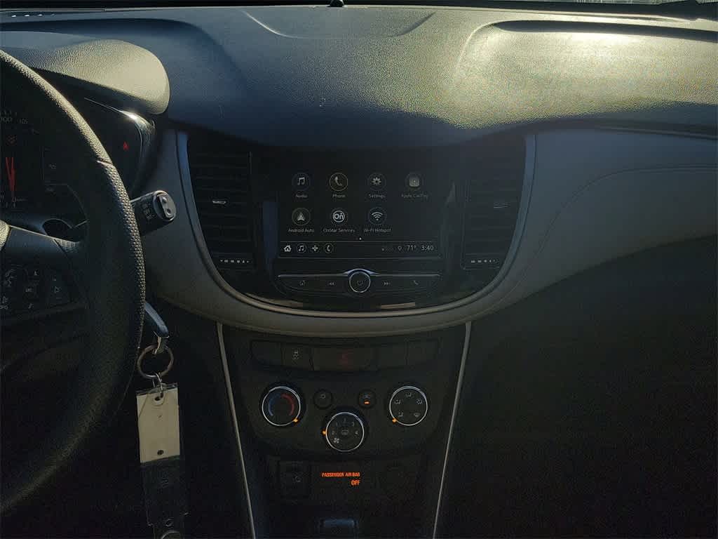 Thumbnail: 2019 Chevrolet Trax - 15