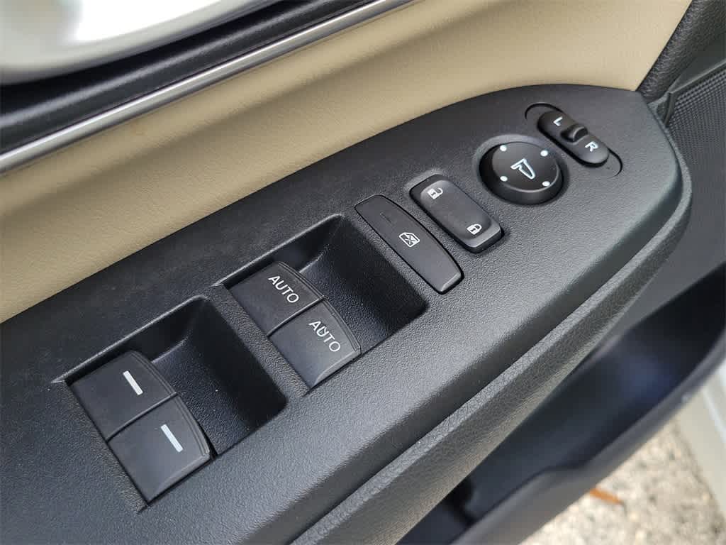 Thumbnail: 2018 Honda CR-V - 18