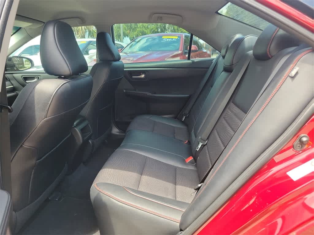 Thumbnail: 2016 Toyota Camry - 9