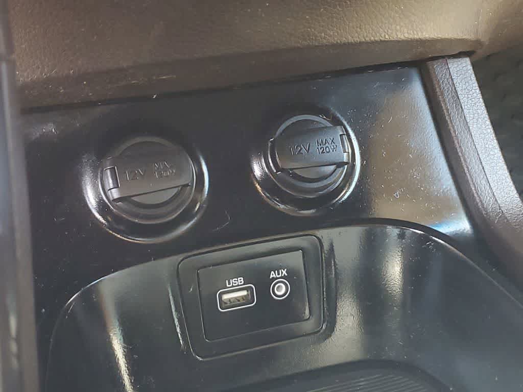 Thumbnail: 2018 Hyundai Santa Fe - 30