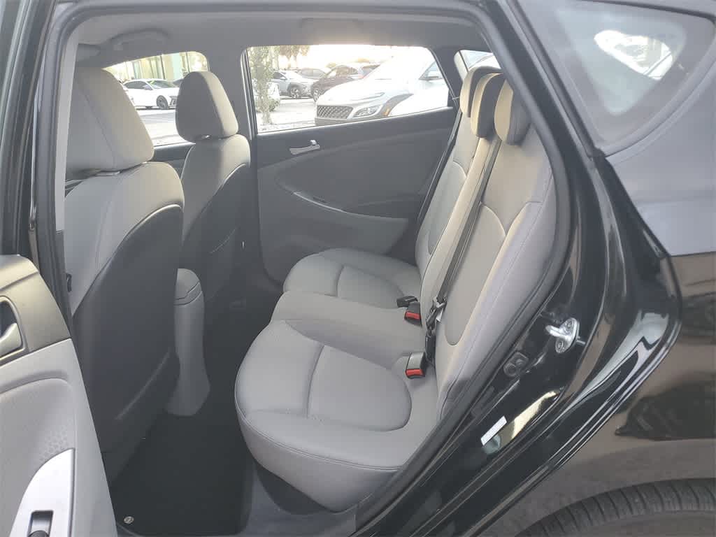 Thumbnail: 2017 Hyundai Accent - 11