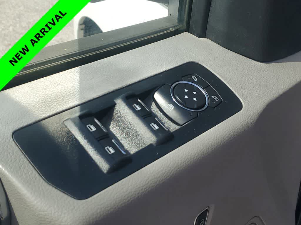 Thumbnail: 2015 Ford F-150 - 17