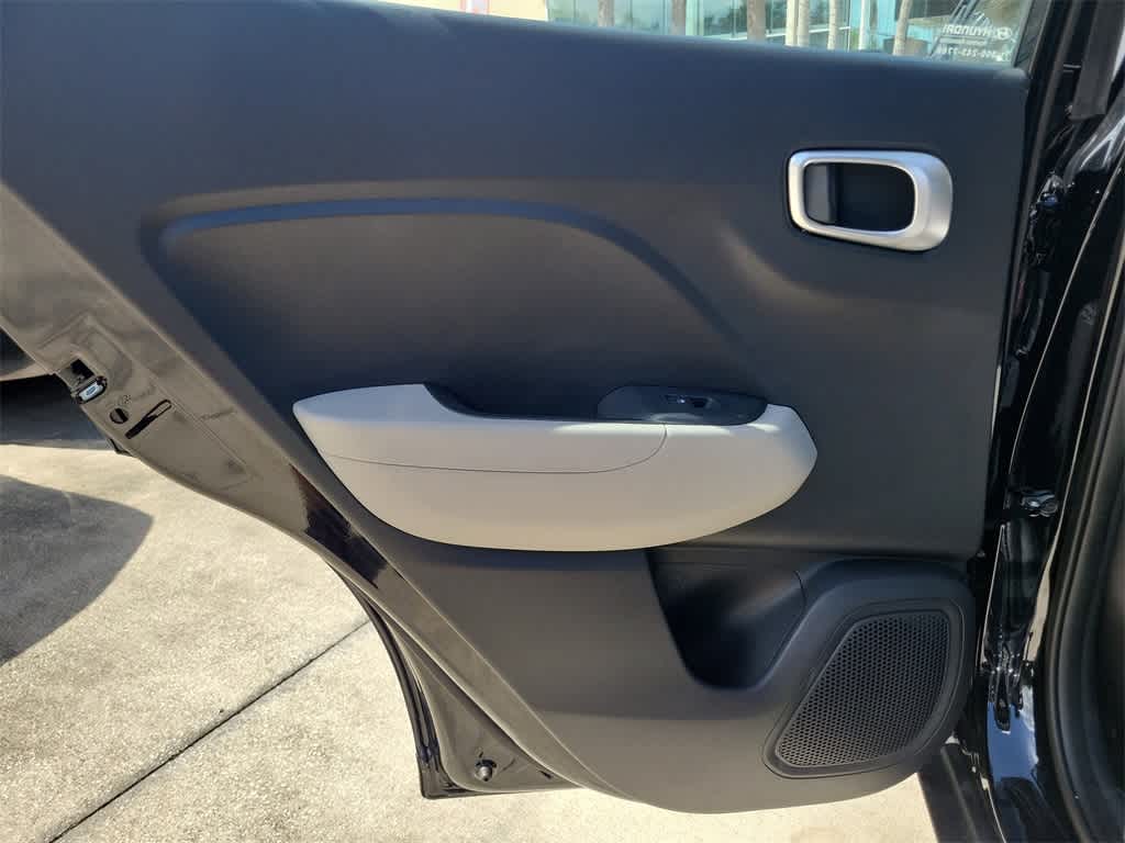 Thumbnail: 2025 Hyundai Venue - 9