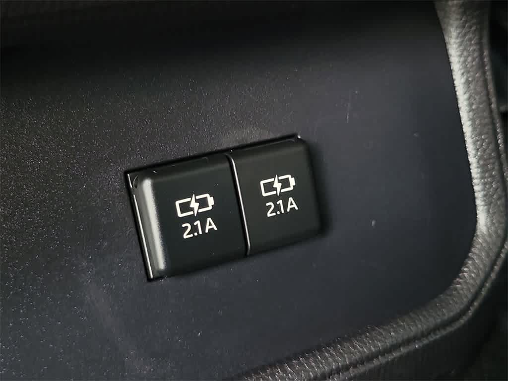 Thumbnail: 2020 Toyota Highlander - 14