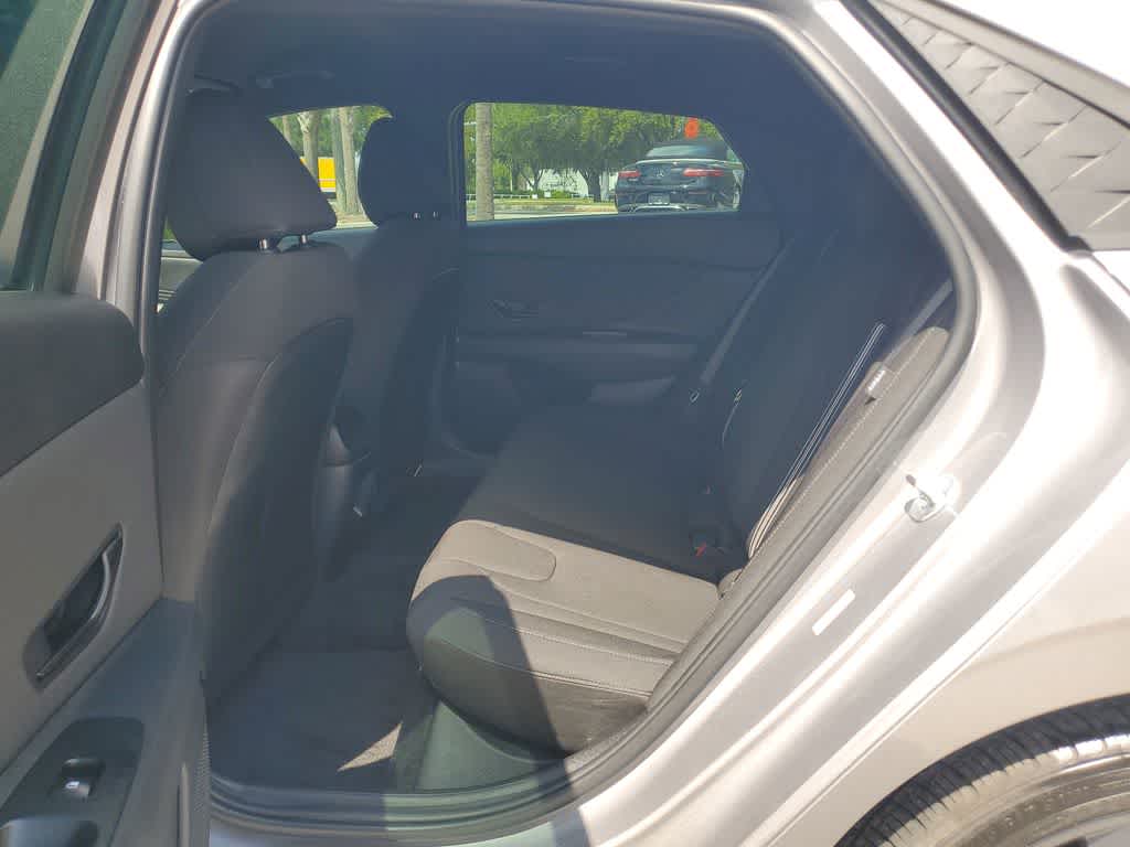 Thumbnail: 2025 Hyundai Elantra - 9