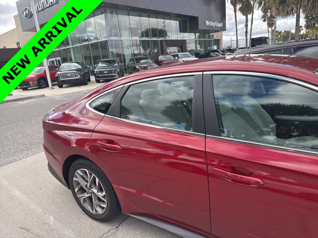 Thumbnail: 2023 Hyundai Sonata - 4