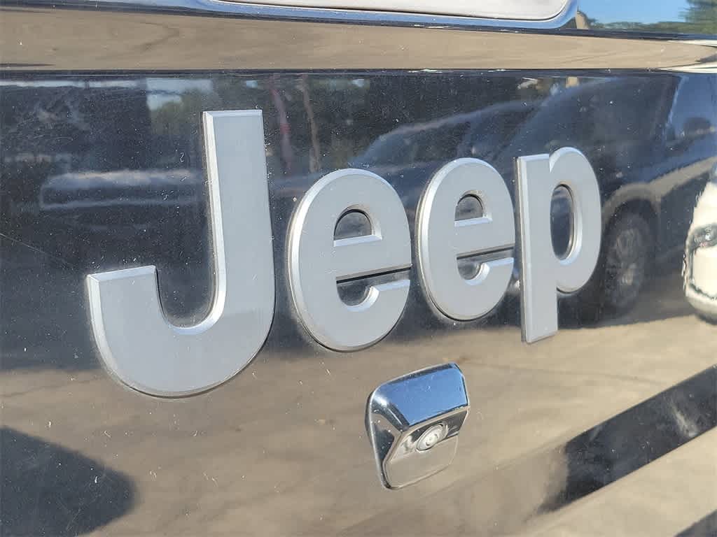Thumbnail: 2020 Jeep Gladiator - 9