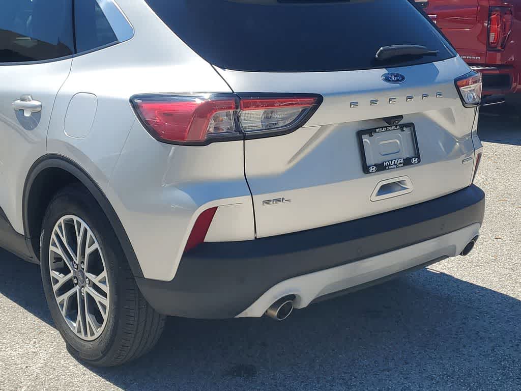 Thumbnail: 2020 Ford Escape - 8