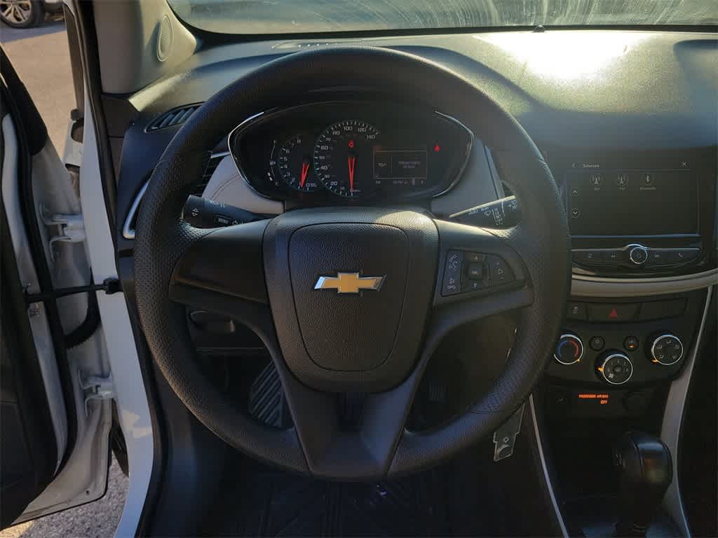 Thumbnail: 2019 Chevrolet Trax - 23