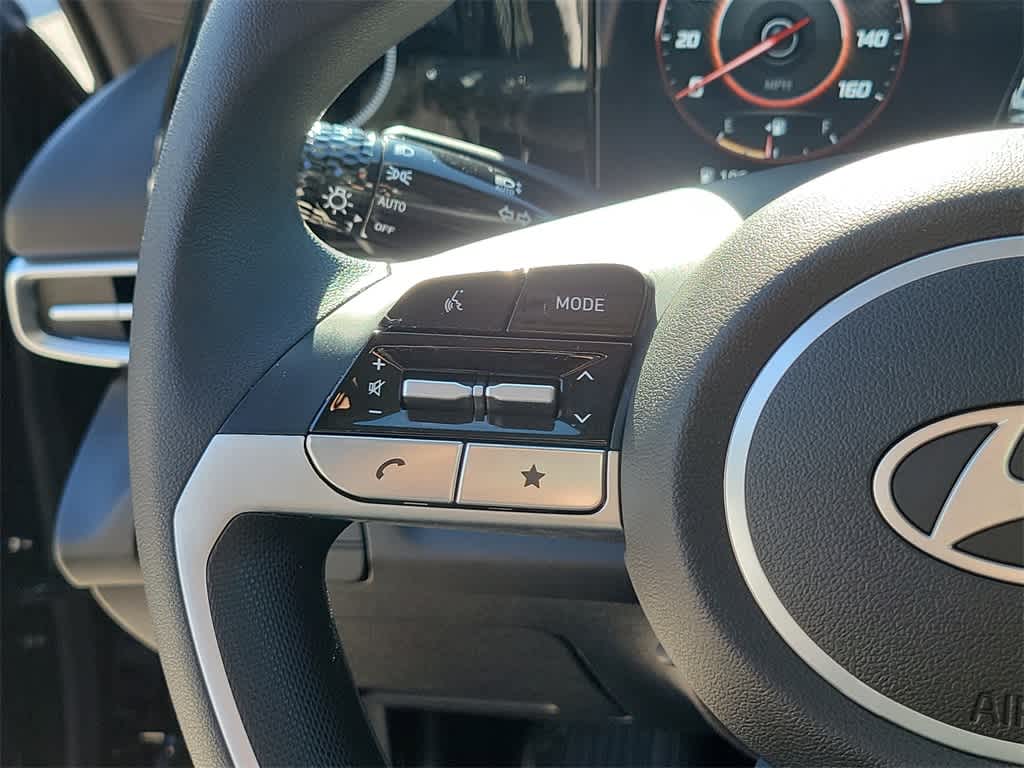 Thumbnail: 2024 Hyundai Elantra - 25