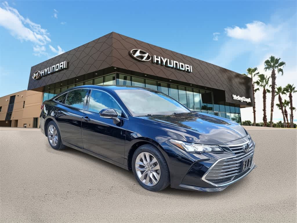Thumbnail: 2021 Toyota Avalon - 4