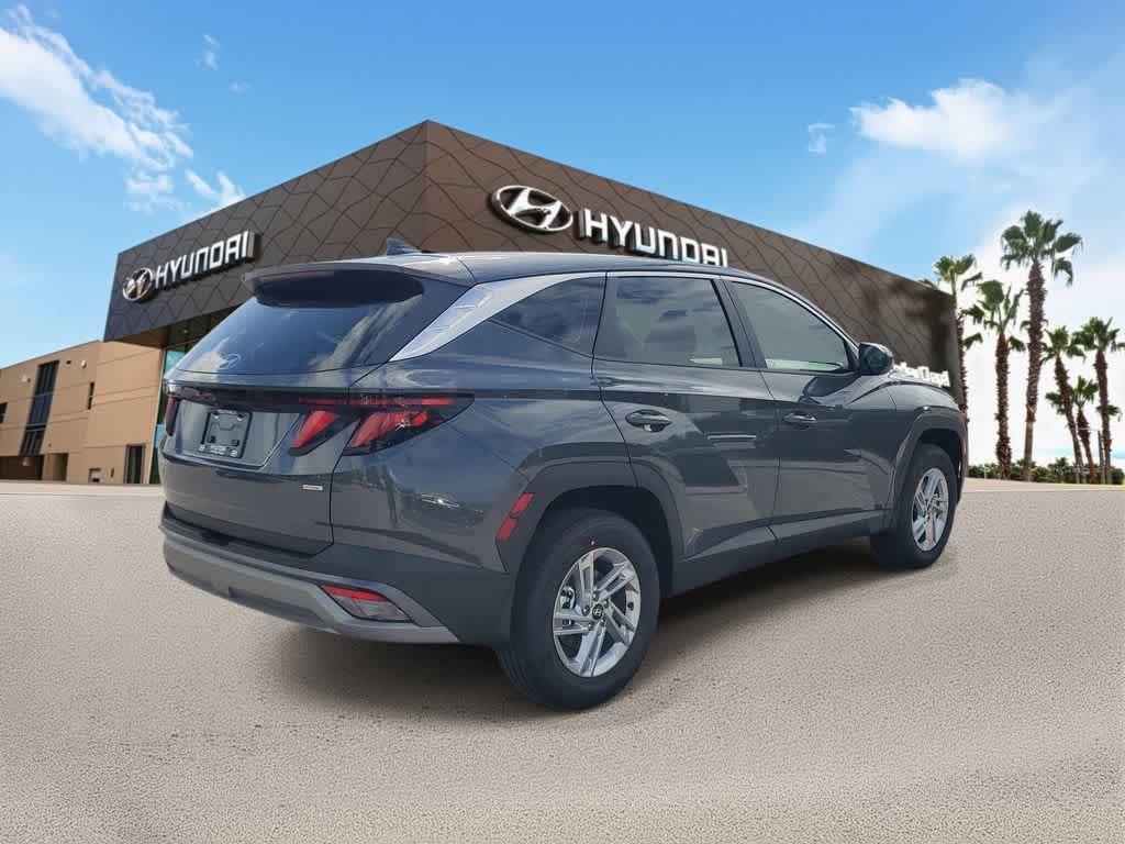 Thumbnail: 2026 Hyundai Tucson - 3