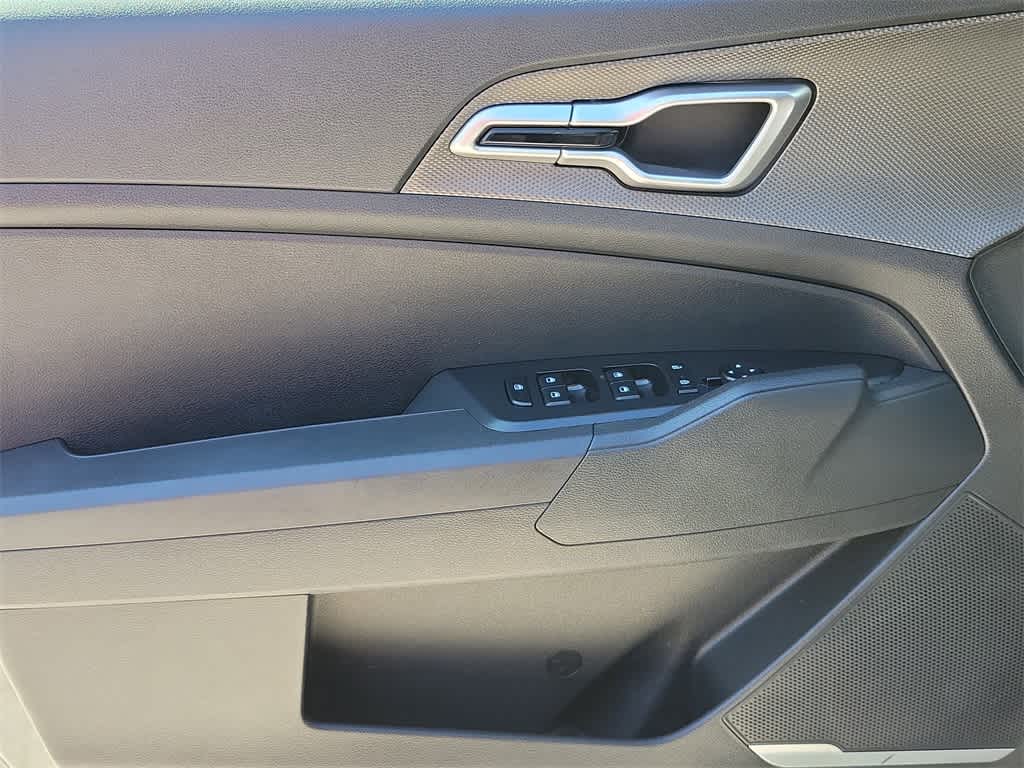 Thumbnail: 2024 Kia Sportage - 29