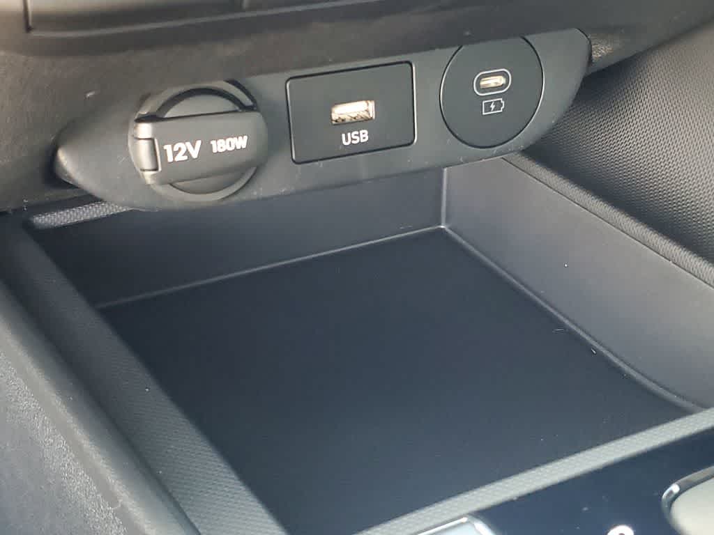 Thumbnail: 2026 Hyundai Elantra - 30