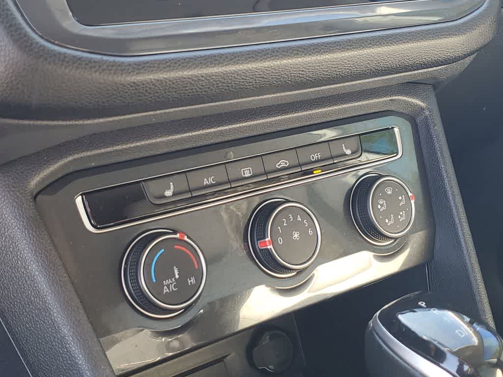 Thumbnail: 2023 Volkswagen Tiguan - 28