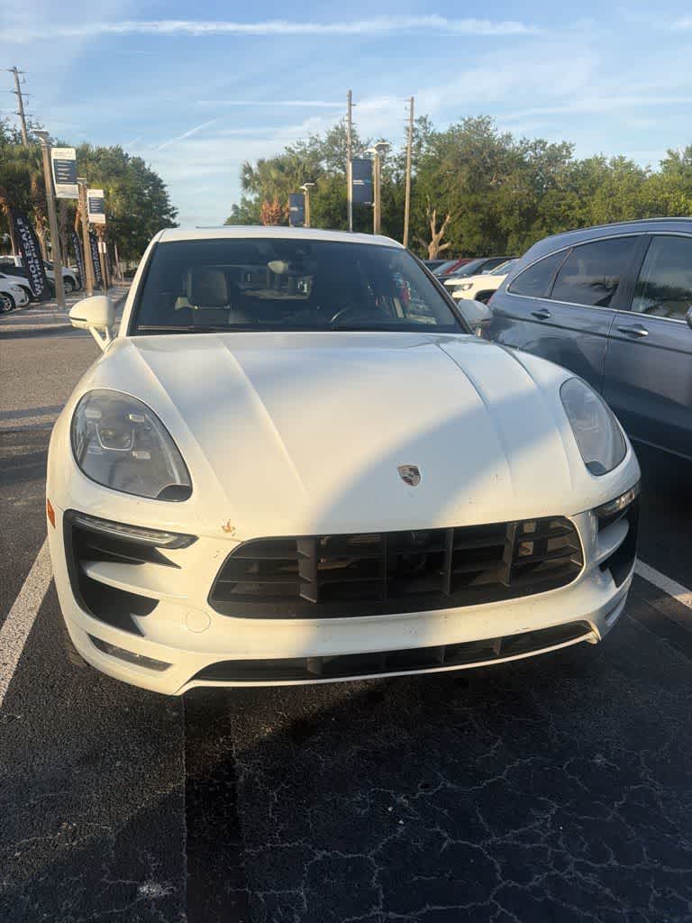 Thumbnail: 2017 Porsche Macan - 2