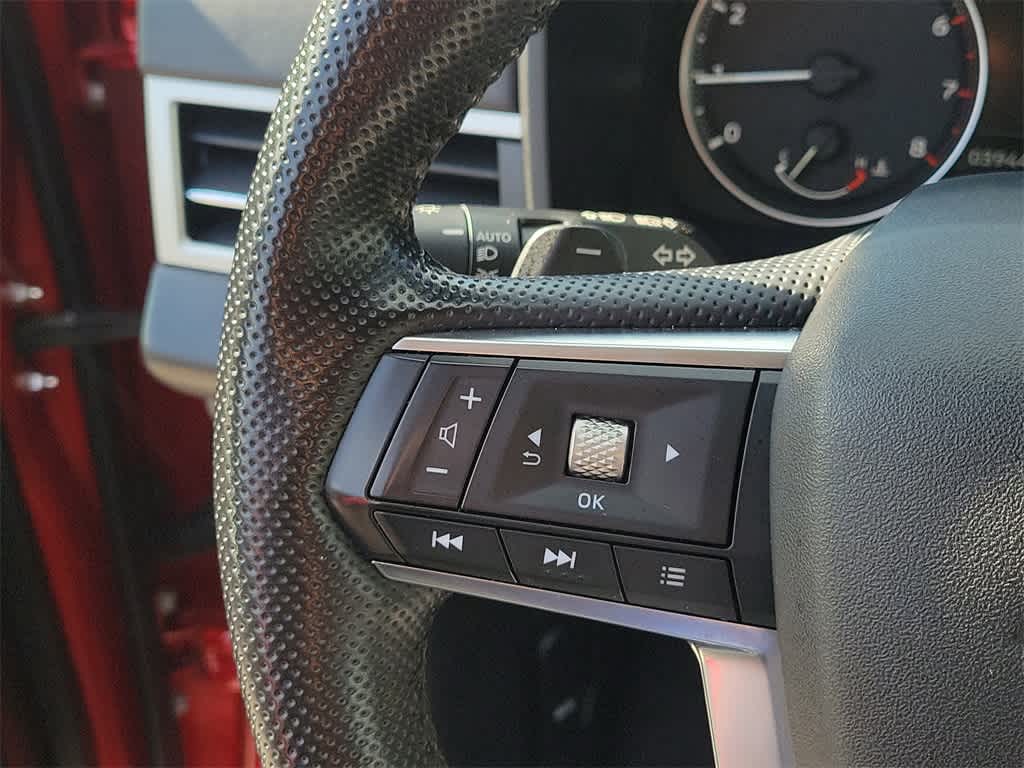 Thumbnail: 2024 Mitsubishi Outlander - 28