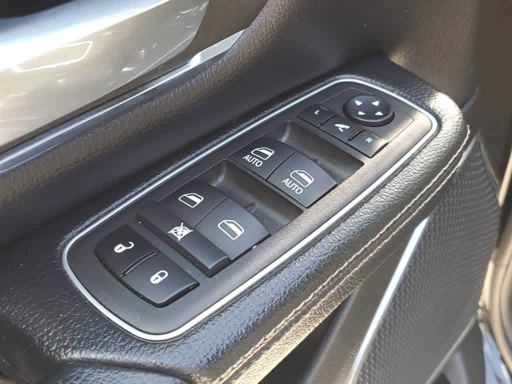 Thumbnail: 2024 RAM 1500 - 18