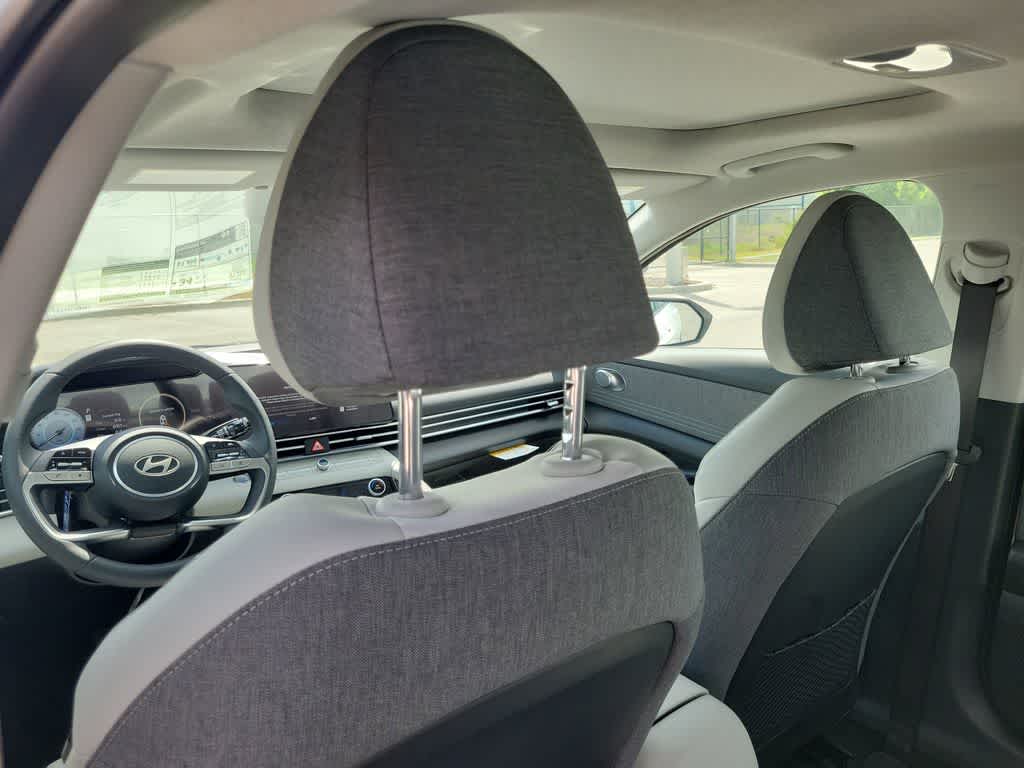 Thumbnail: 2026 Hyundai Elantra - 10