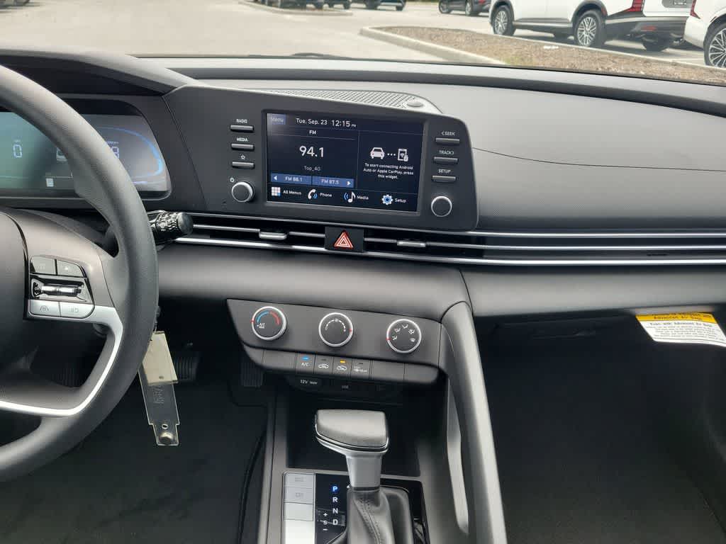 Thumbnail: 2025 Hyundai Elantra - 16
