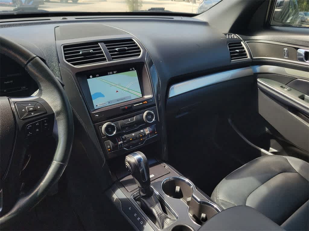 Thumbnail: 2018 Ford Explorer - 30