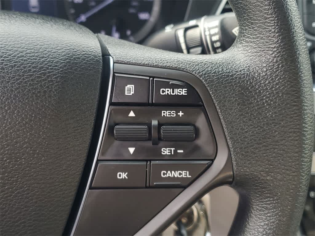 Thumbnail: 2015 Hyundai Sonata - 27