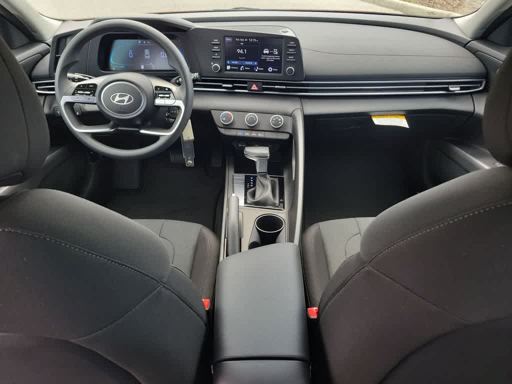 Thumbnail: 2025 Hyundai Elantra - 13