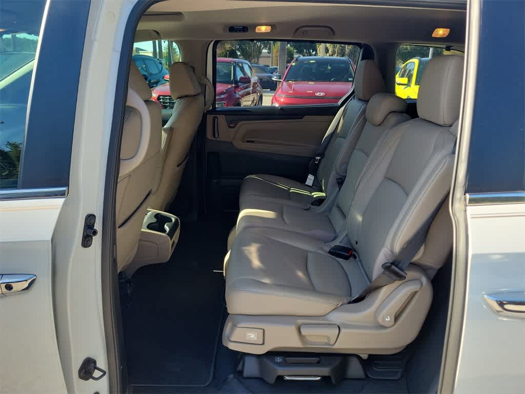 Thumbnail: 2020 Honda Odyssey - 10
