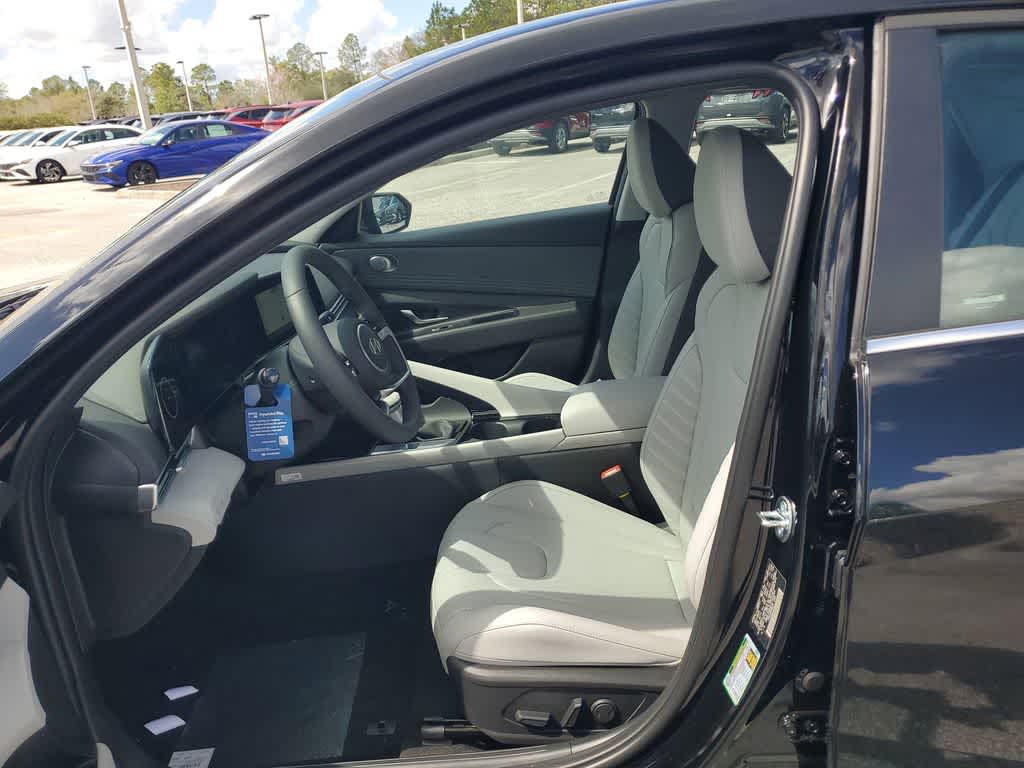Thumbnail: 2026 Hyundai Elantra - 23