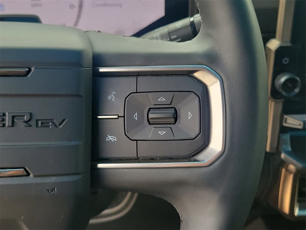 Thumbnail: 2024 GMC Hummer EV - 30