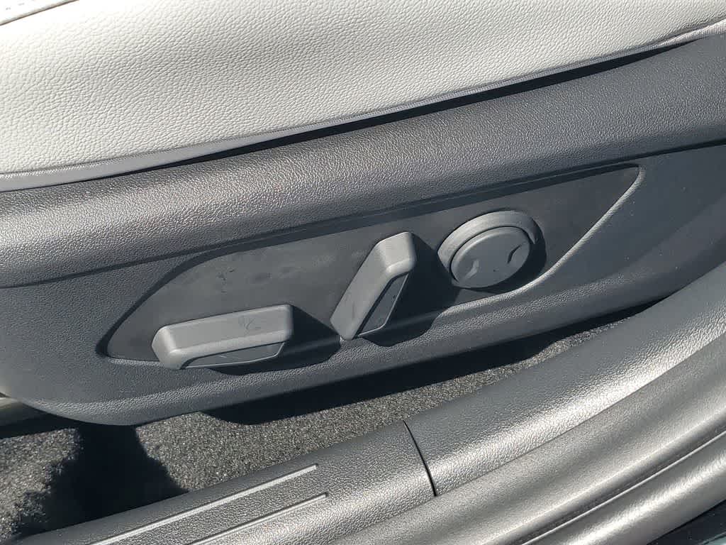 Thumbnail: 2026 Hyundai Elantra - 21