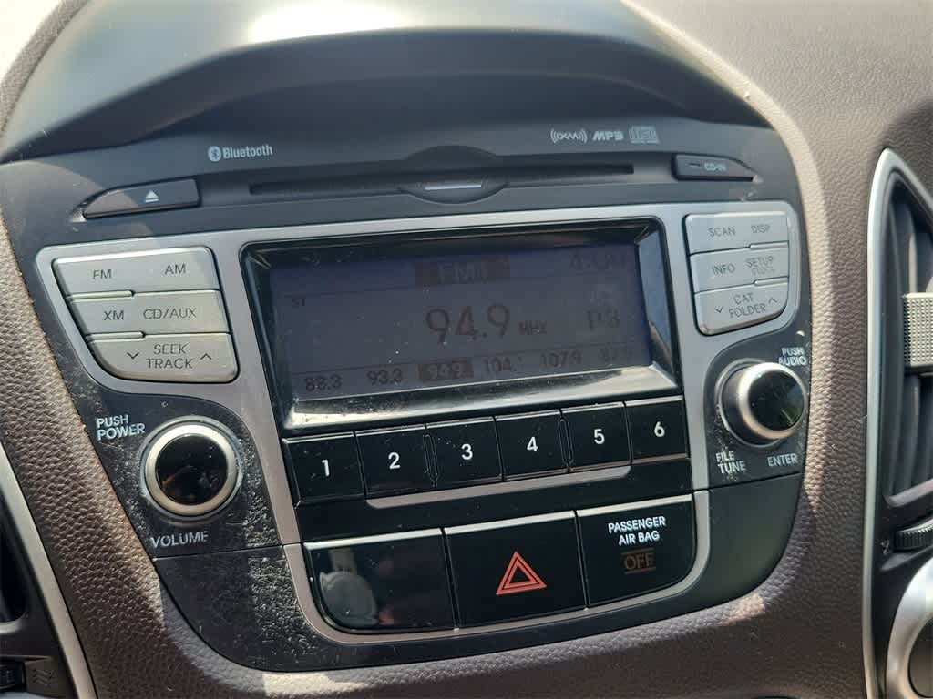 Thumbnail: 2011 Hyundai Tucson - 28