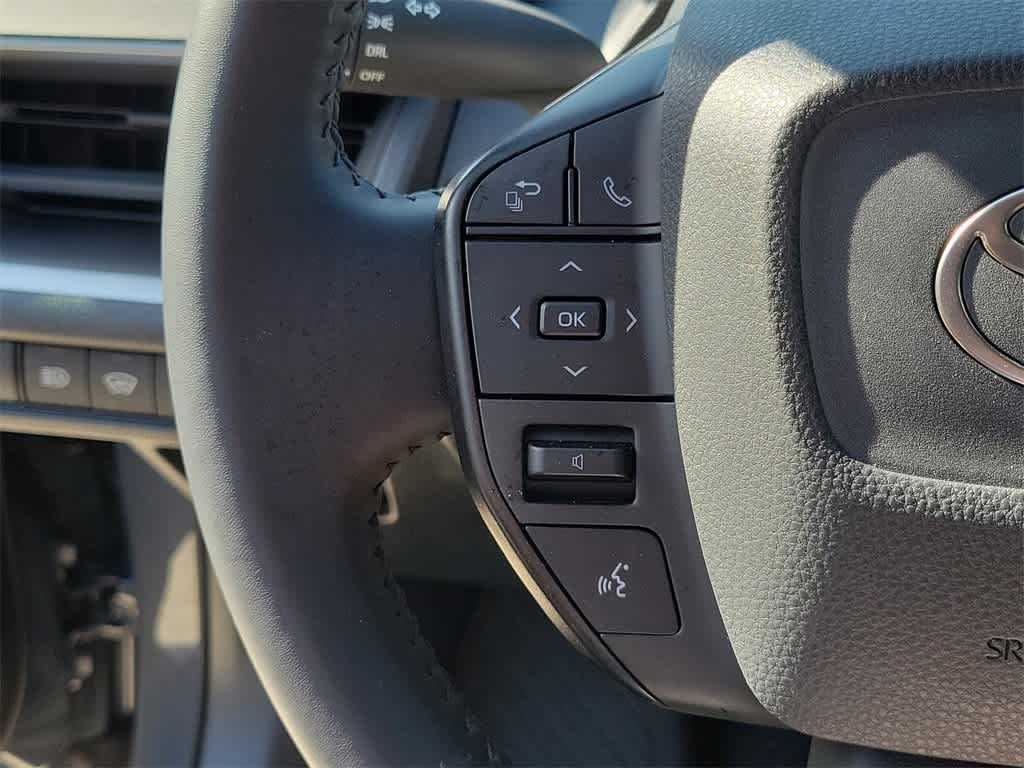 Thumbnail: 2024 Toyota Prius - 27