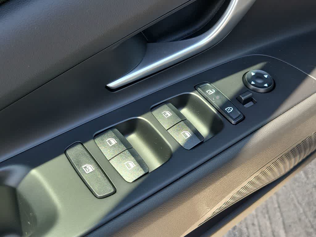 Thumbnail: 2026 Hyundai Elantra - 16