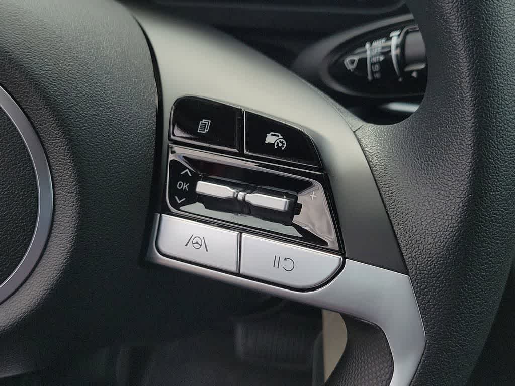 Thumbnail: 2025 Hyundai Elantra - 24