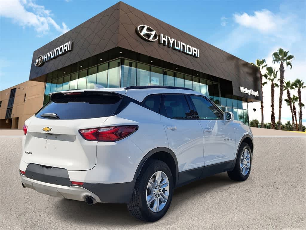 Thumbnail: 2020 Chevrolet Blazer - 3